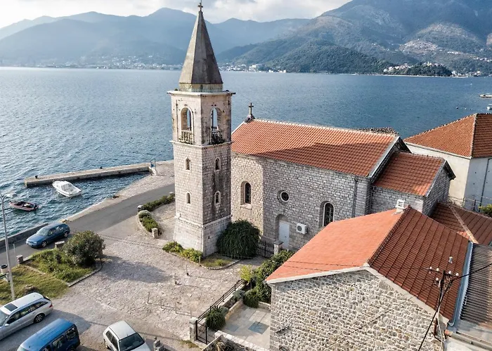 Villa Ruza, Donja Lastva